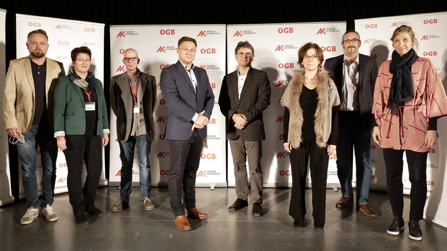(vlnr.): Patrick Slacik, Susanna Stangl, Mag. Josef Fraunbaum, Christoph Lipinski, Gerhard Heilig, Tamara Kriese, Andreas Reither, Dr. Ursula Janesch © Gattinger, AK Niederösterreich (vlnr.): Patrick Slacik, Susanna Stangl, Mag. Josef Fraunbaum, Christoph Lipinski, Gerhard Heilig, Tamara Kriese, Andreas Reither, Dr. Ursula Janesch © Gattinger, AK Niederösterreich