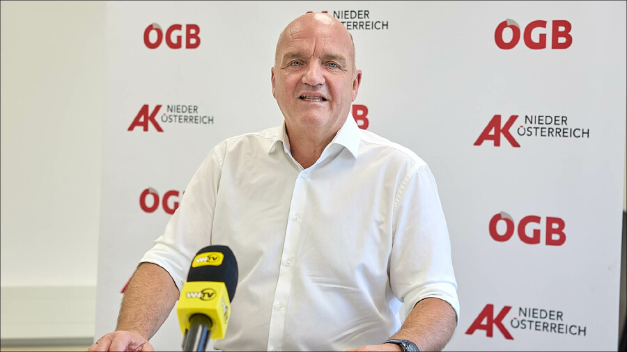 AK Nieder&ouml;sterreich-Pr&auml;sident und &Ouml;GB  N&Ouml;-Vorsitzender Markus Wieser gibt ein Interview