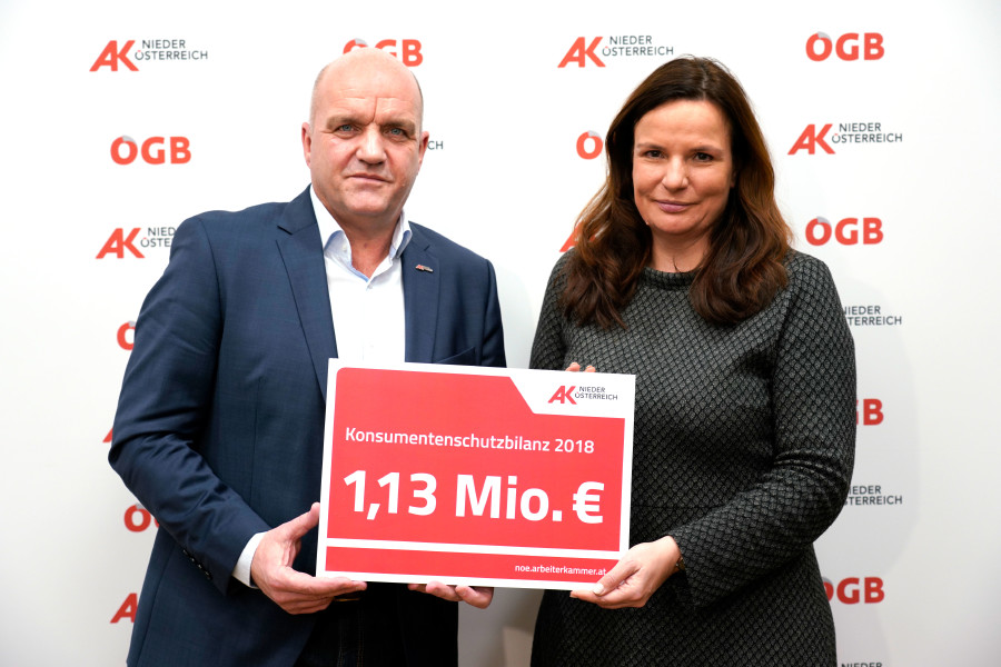 © W. Prinz, AK Niederösterreich AK Präsident Markus Wieser und AK Direktorin Bettina Heise präsentieren Kosumentenberatungsbilanz 2018. © W. Prinz, AK Niederösterreich